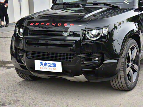 2025�� 90 5.0T V8