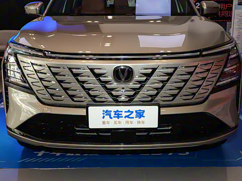 2025�� ���Ĵ� UItra 2.0T ������ �ǻ۾�����