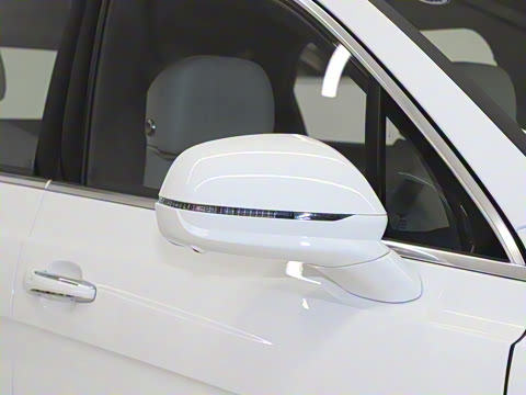 2024�� 4.0T V8 ������