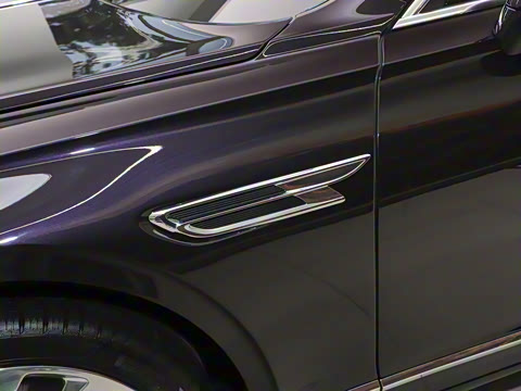 2024�� V8 Edition 8