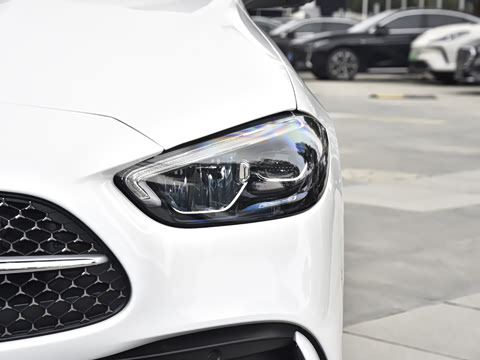 2025�� �Ŀ� C 200 L �˶���