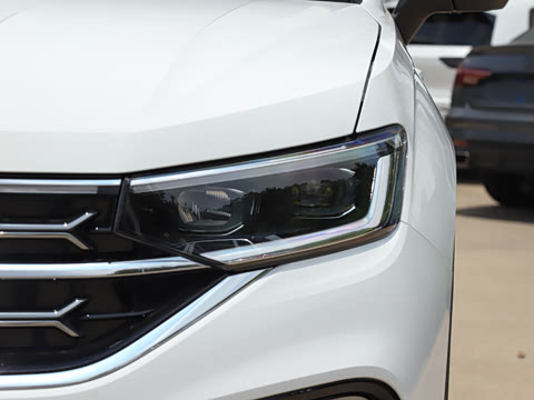 2025�� �Ŀ� ������ 300TSI