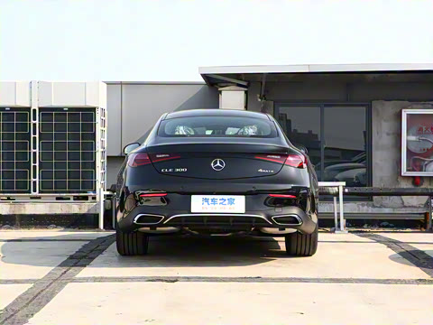 2025�� CLE 300 4MATIC �����ͽ��ܳ�