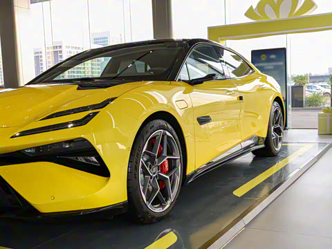 2025�� 600 ������