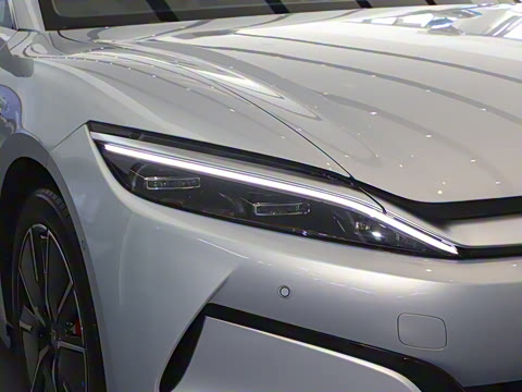 2025�� EV 701KM�����״��콢��