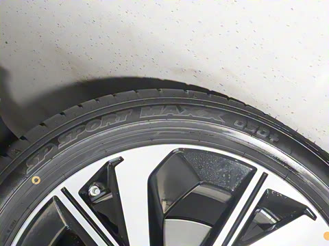 2025�� 688MAX 160kW