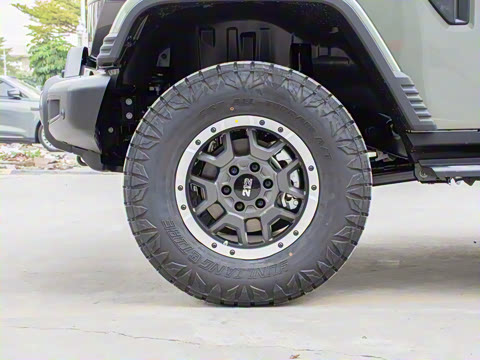 2025�� 2.0T ����