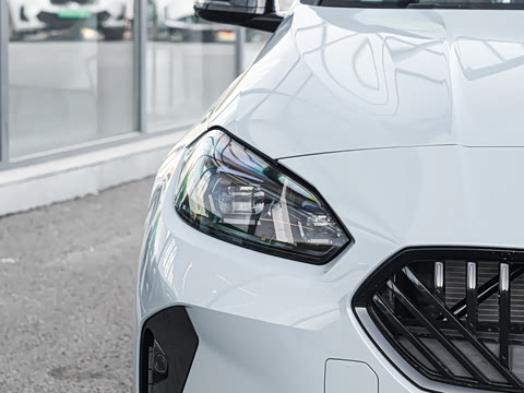 2025�� 225L M�˶���ҹ��װ