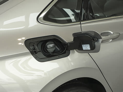 2025�� �Ŀ� 300TSI DSG��Խ��