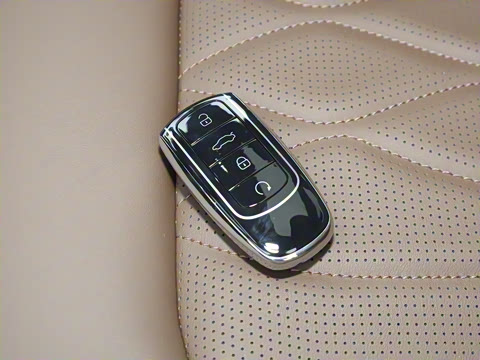 2025�� 2.0T �Զ���+