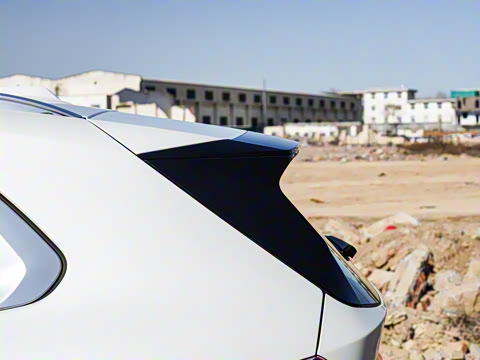 2025�� xDrive30L ������ M�˶���װ