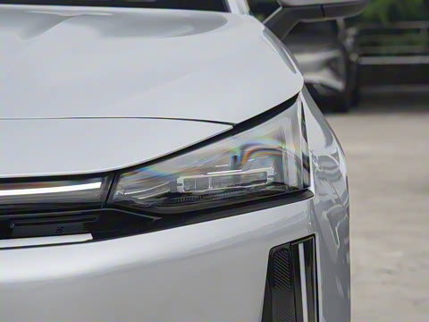 2025�� EM-i 60km ������