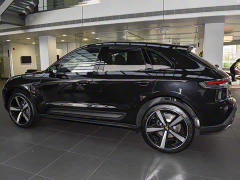 2025�� Macan 2.0T ���ΰ�