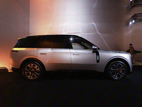 2025�� 2.0T Ultra