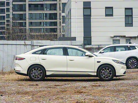 2025�� EV 470KM������