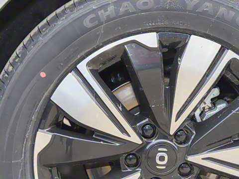 2025�� �������̰� 140��Ӣ��