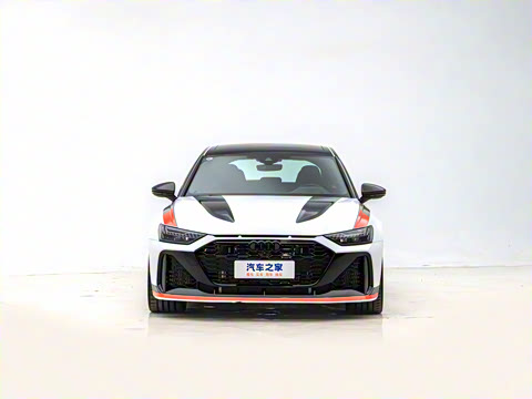 2025�� RS 6 Avant GT