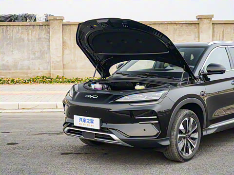 2025�� EV �Ǽݰ� 605km �콢��