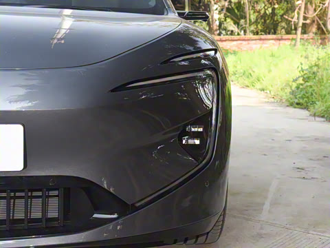 2025�� Ultra���������