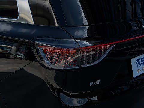 2025�� ���� Ultra�� 52kWh 6����