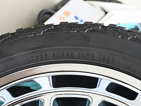 2025�� 2.3T ����SV7 �͹���