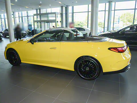 2025�� CLE 260 ������ܳ�