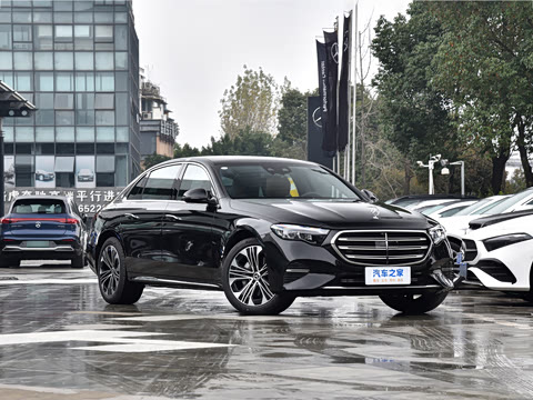 2025�� �Ŀ� E 300 L ������