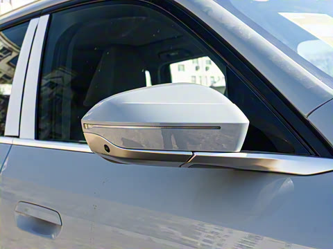 2025�� xDrive30L ������ M�˶���װ