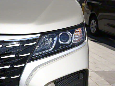 2025�� 1.6L ���������� 7��