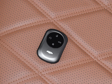 2025�� 260������������