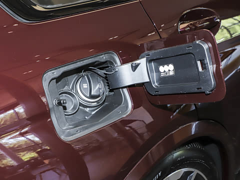 2024�� xDrive40i ������M�˶���װ