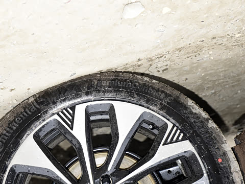 2025�� ���Ĵ� UItra 2.0T ������ �ǻ۾�����