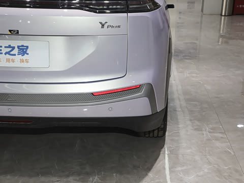 2023�� Plus 610 ������