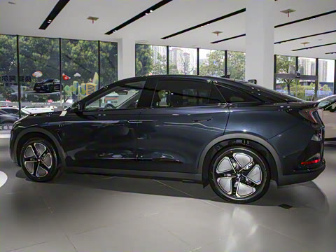 2025�� 735MAX 160kW