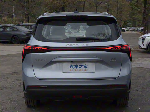 2025�� PHEV ������ 7��