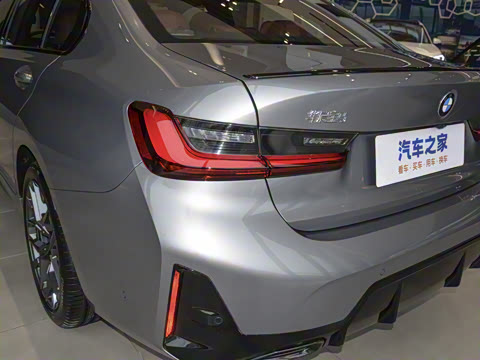 2025�� 330Li ������ M�˶���ҹ��װ