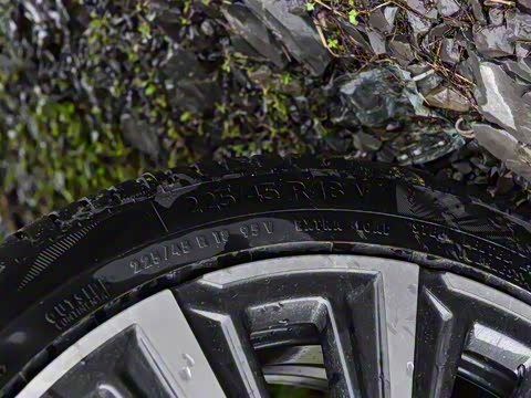 2025�� 2.0T �Զ���+