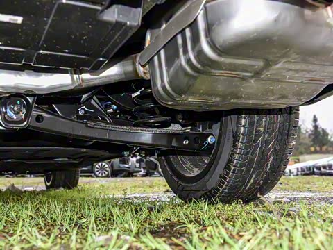 2025�� 2.0T �Զ���+