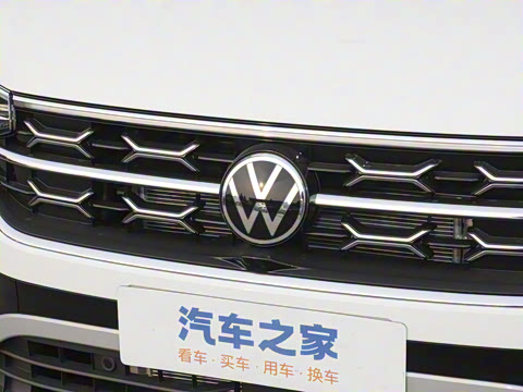 2025�� ������ 300TSI