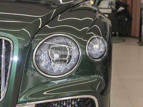 2024�� V8 Edition 8