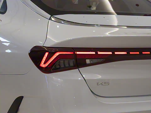 2025�� 2.0T ����