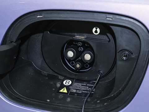 2025�� 702 �Ǽ�˫�������ٰ�