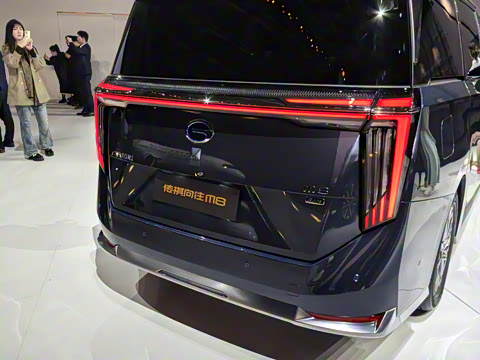 2025�� Ǭ��ϵ�� Ultra ͷ�Ȳ�