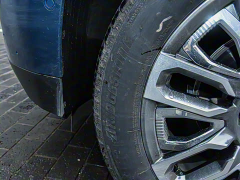 2025�� 2.7T �������۷��