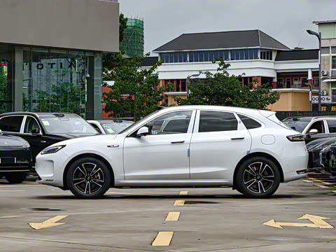 2025�� ����  Ultra ������