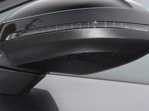 2025�� 200���������� 45 TFSI quattro ��ѡ������