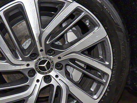 2025�� �Ŀ� E 300 L ʱ����