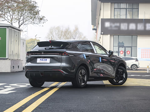 2025�� 520Max ��ΪǬ���Ǽ�ADS SE�����