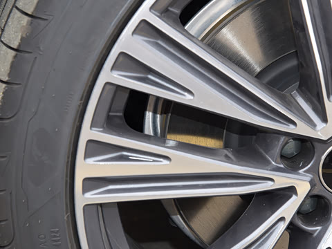 2025�� 45 TFSI quattro ��ѡ������+������