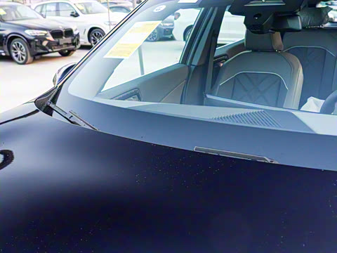 2025�� xDrive30L ������ M�˶���װ